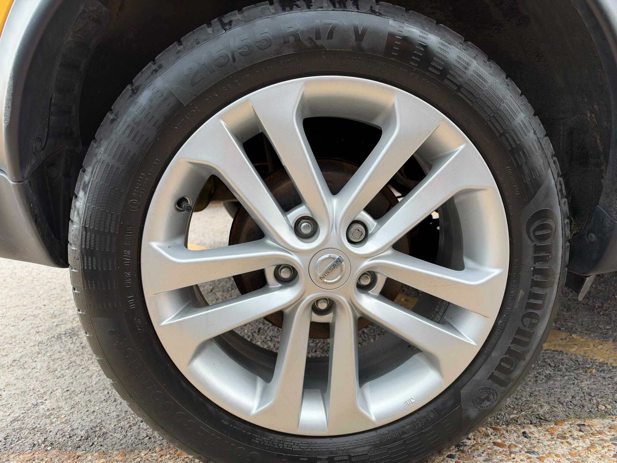 Nissan Juke view 20