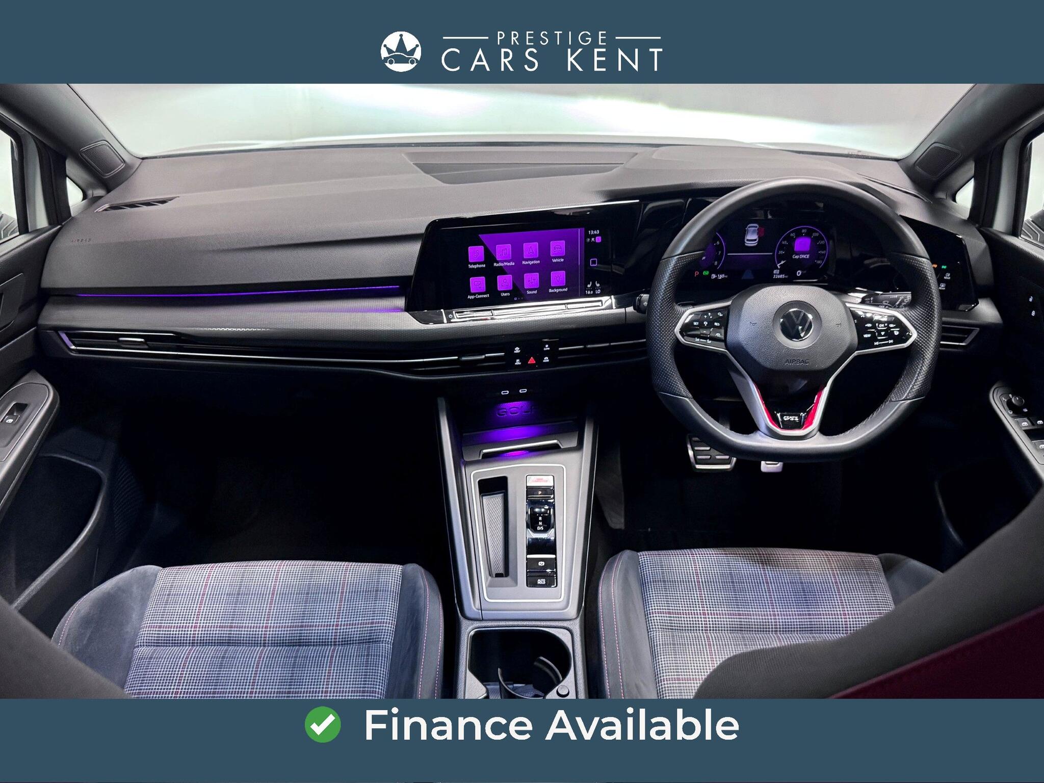 Volkswagen Golf view 2