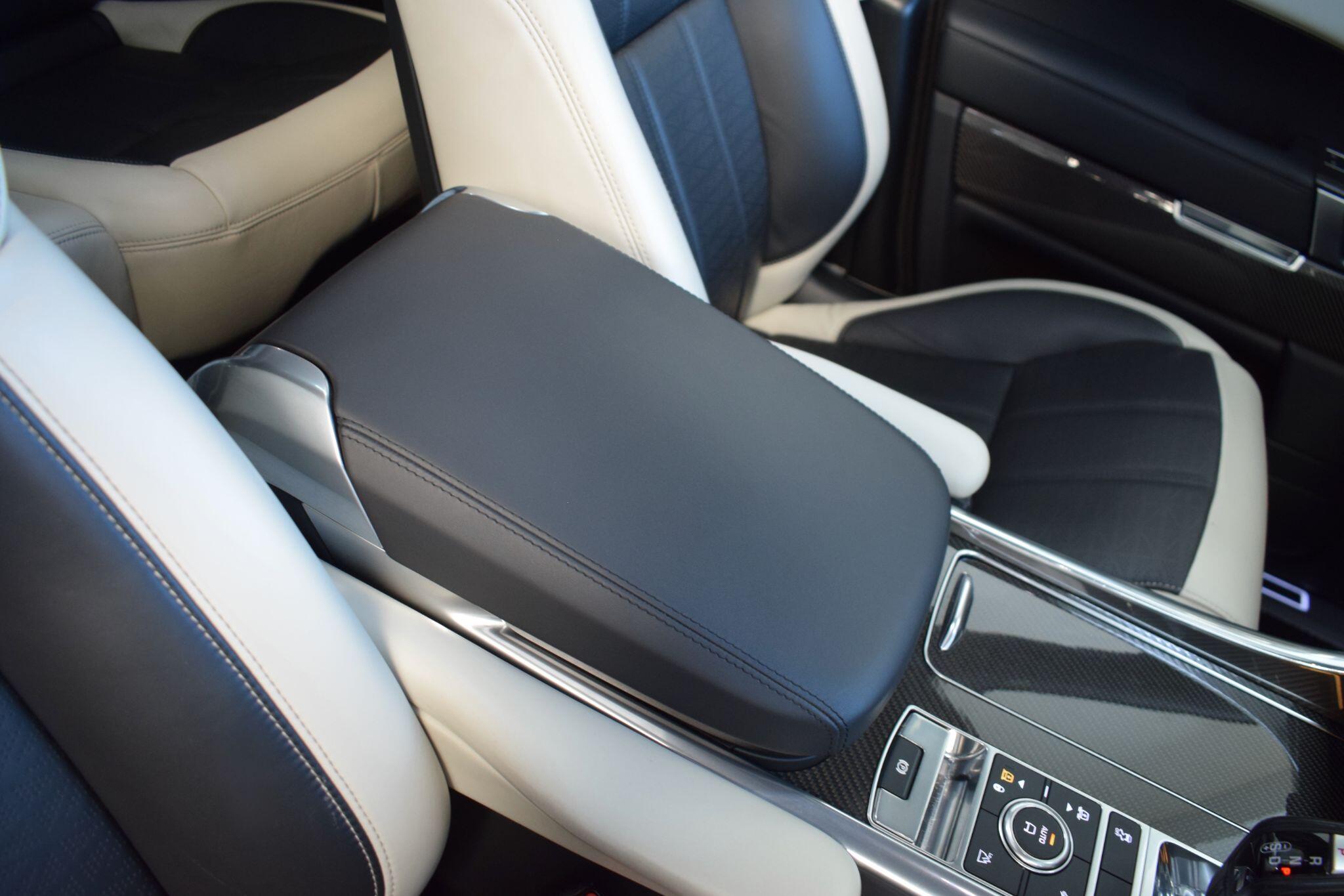 Land Rover Range Rover Sport view 12