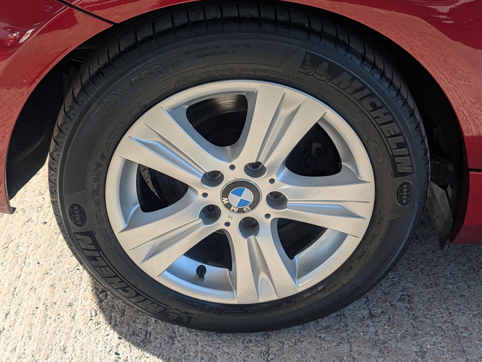 BMW 1 Series view 61