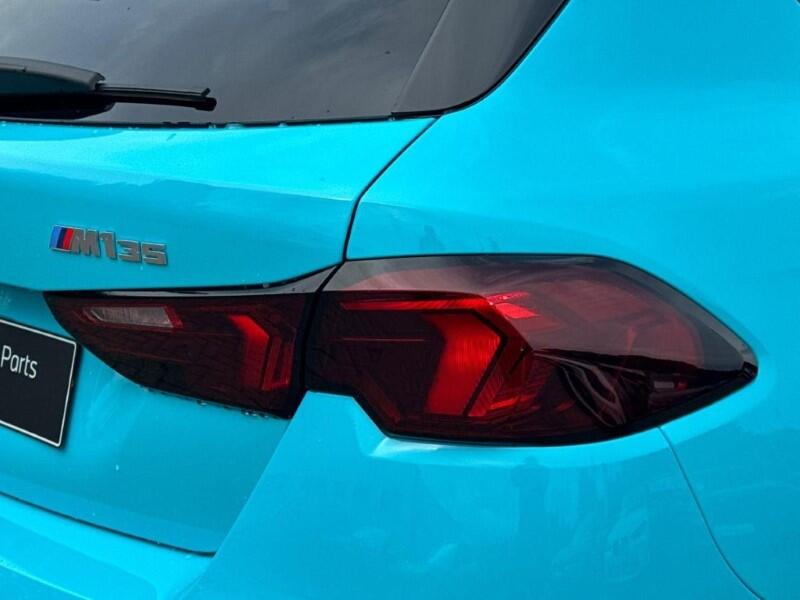 BMW 1 Series view 50