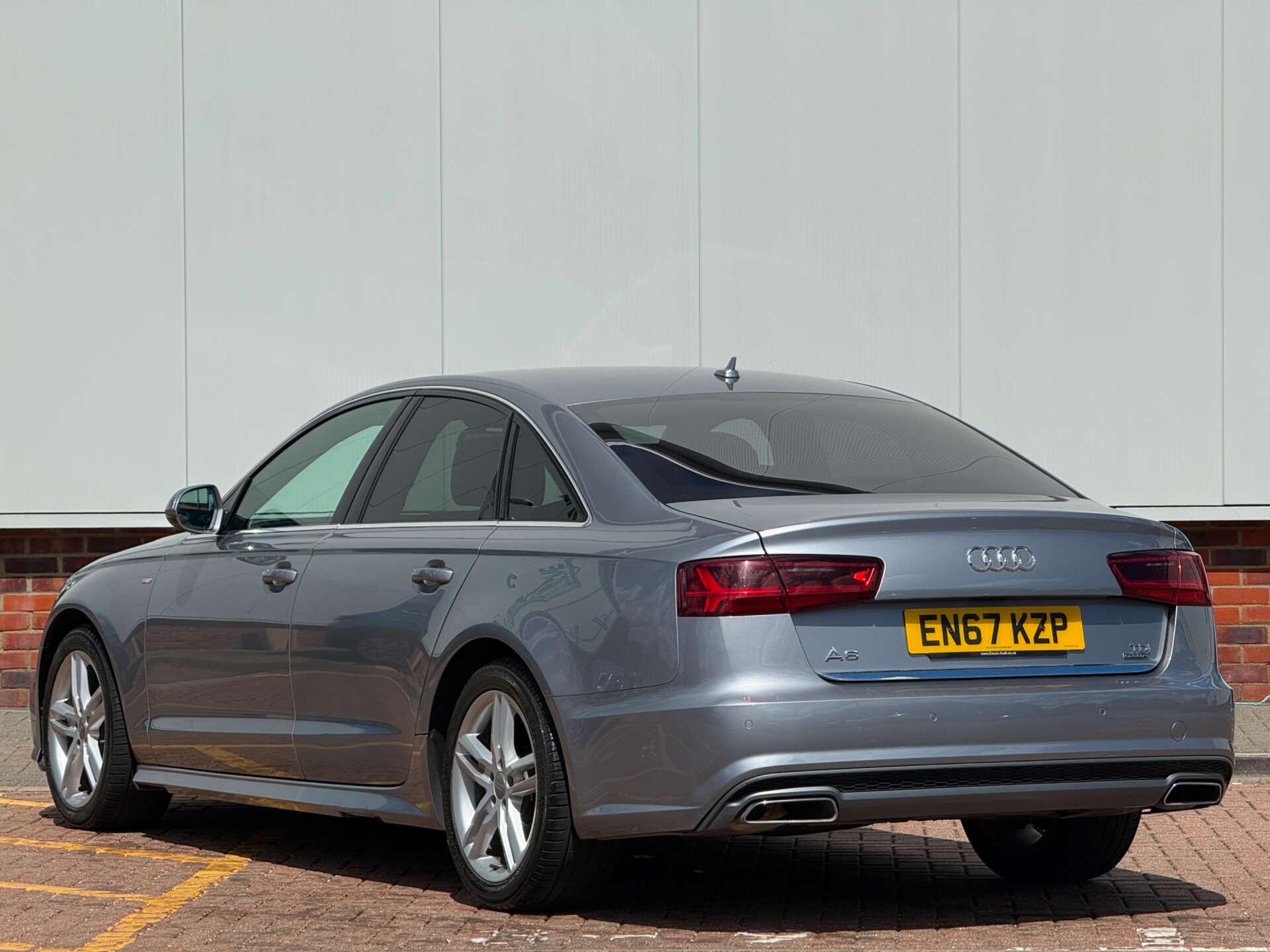 Audi A6 Saloon view 4