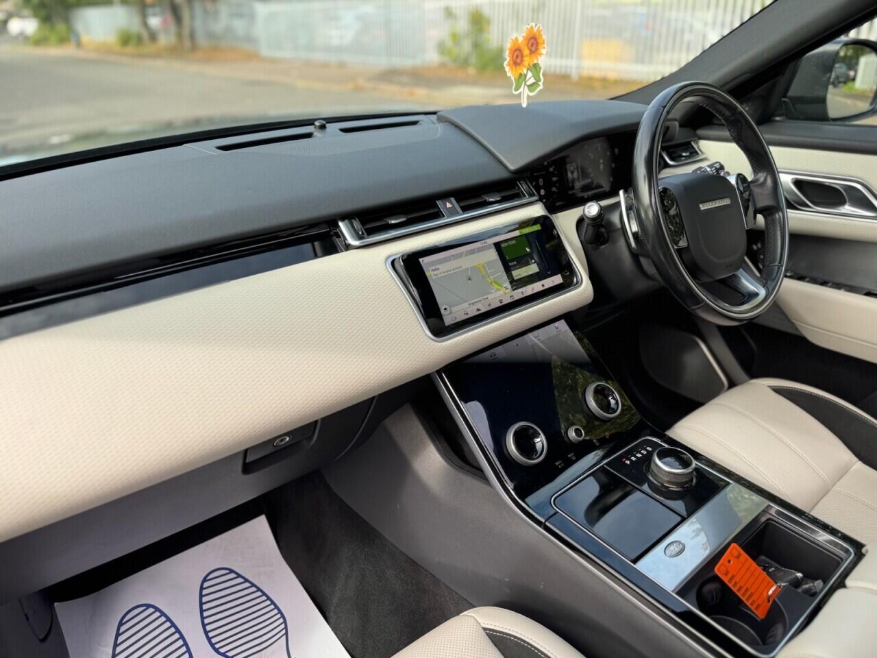 Land Rover Range Rover Velar view 25