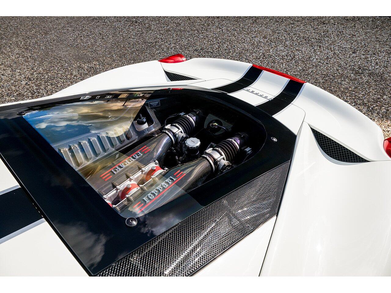 Ferrari 458 view 8
