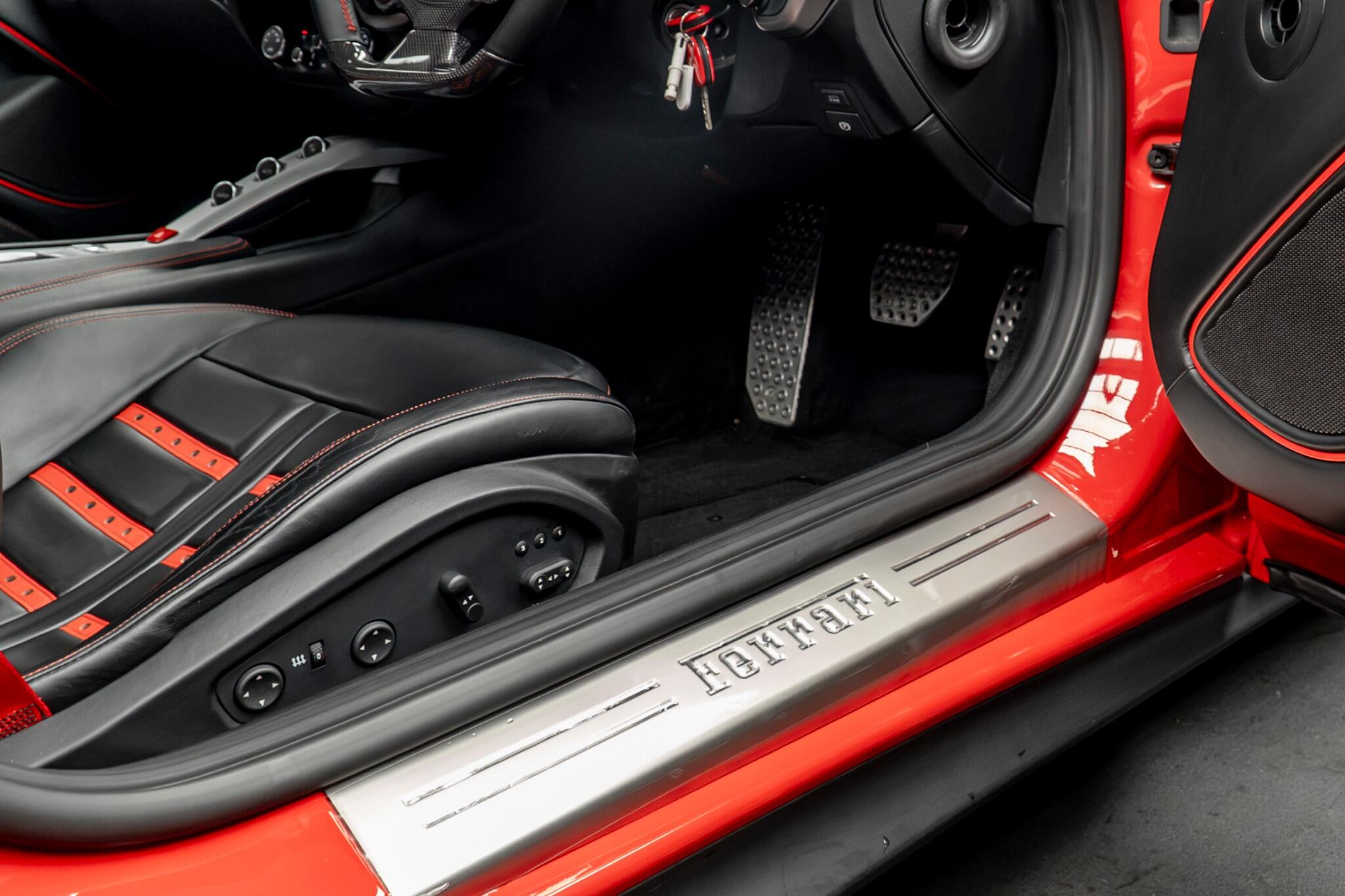 Ferrari F12 view 40