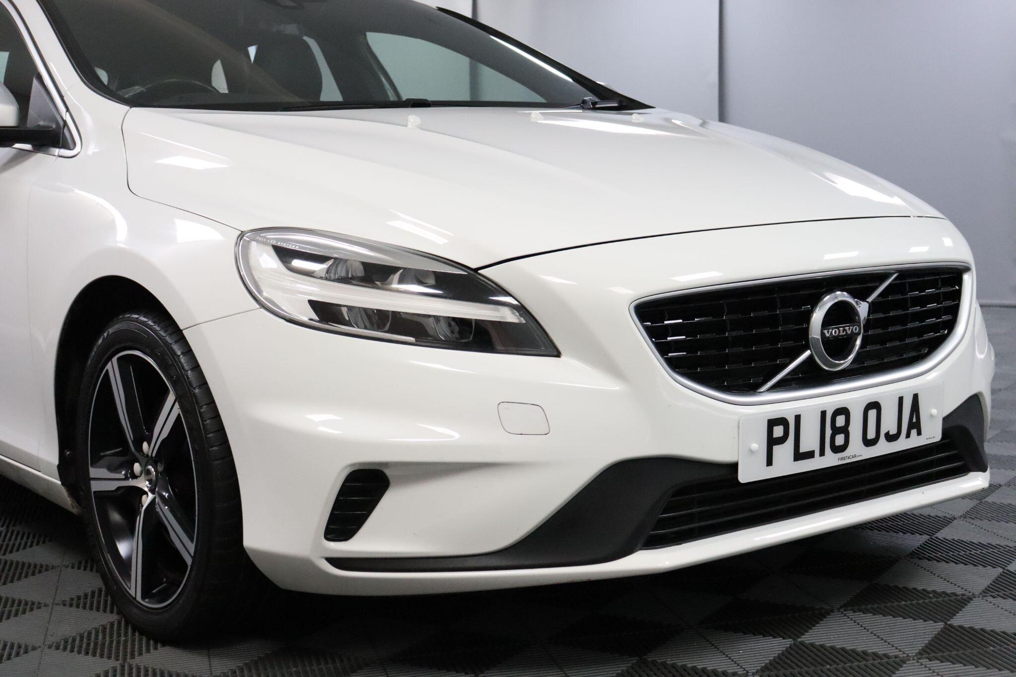 Volvo V40 view 24