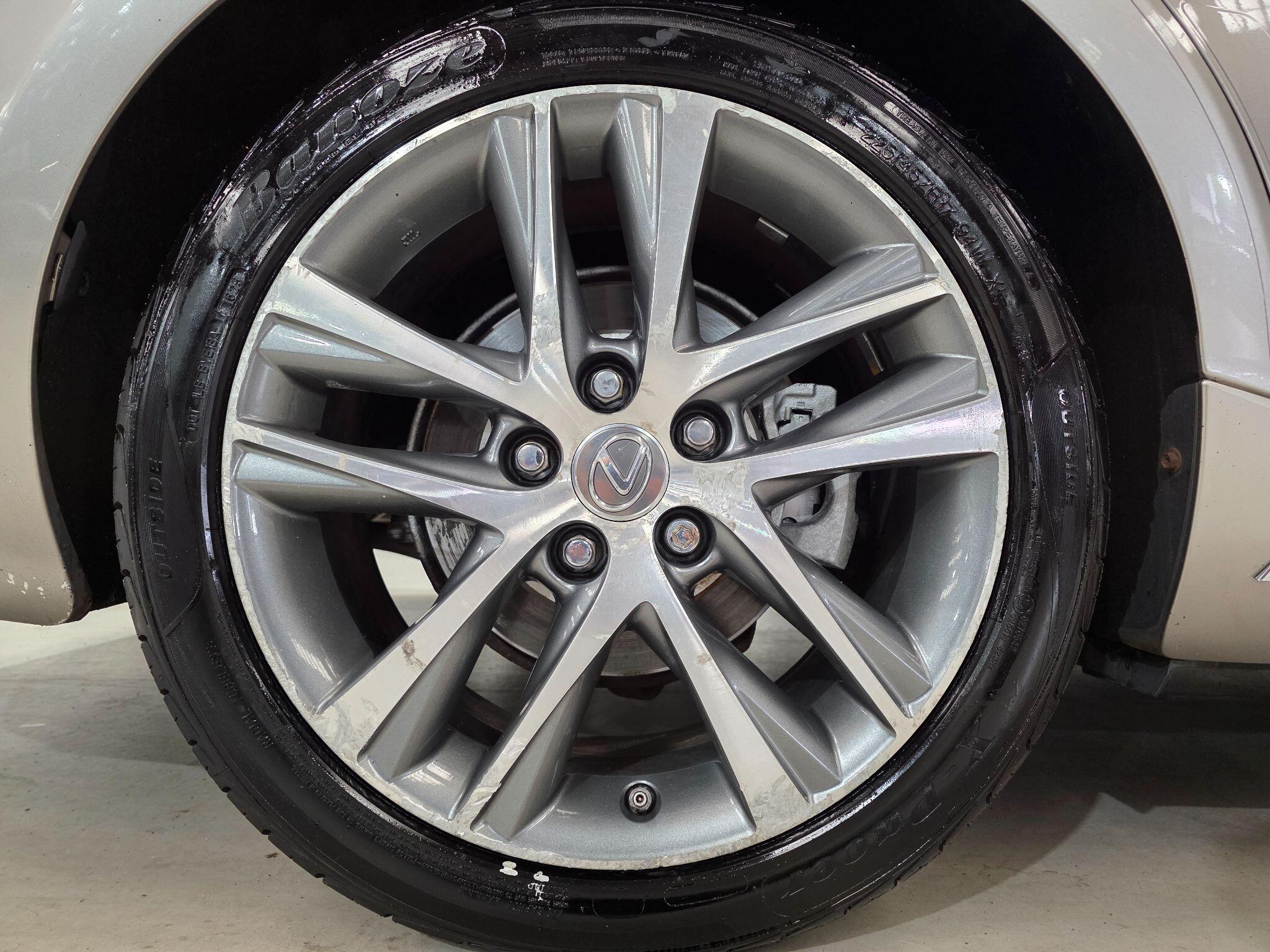Lexus Is view 29