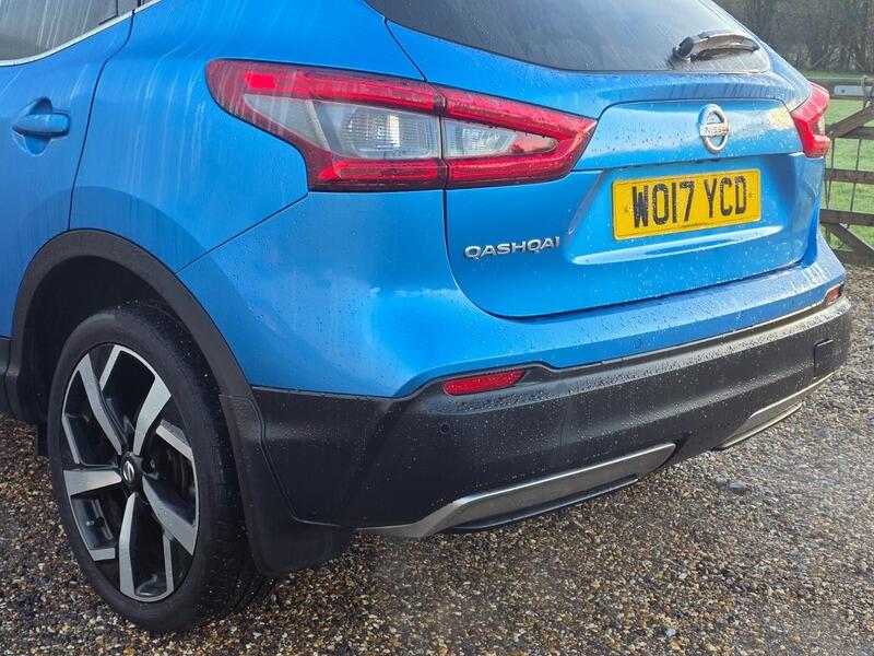 2017 Nissan Qashqai 1.2 DIG-T Tekna 2WD Euro 6 (s/s) 5dr • 58,000 miles image 9