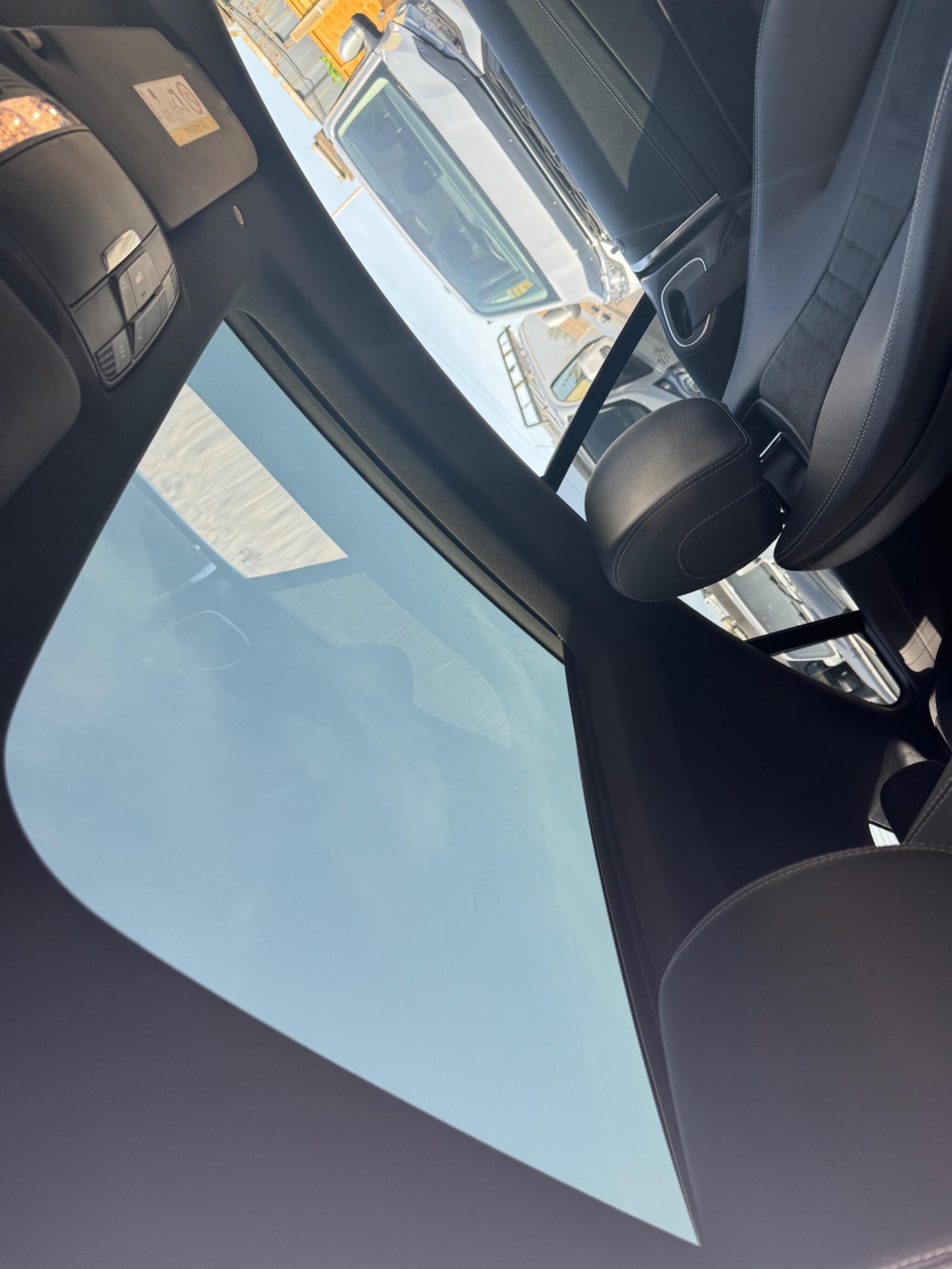 Mercedes-Benz E Class view 30