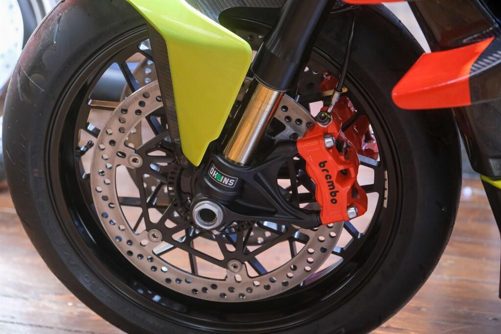 Ducati Streetfighter V4 view 23