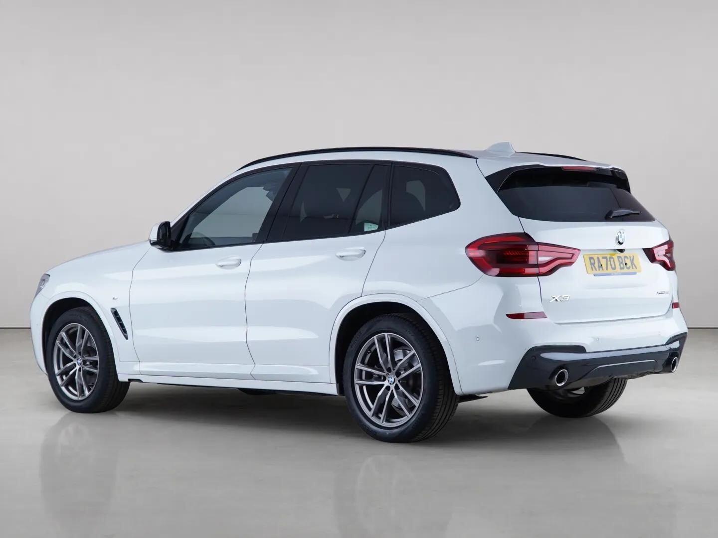 BMW X3 view 6