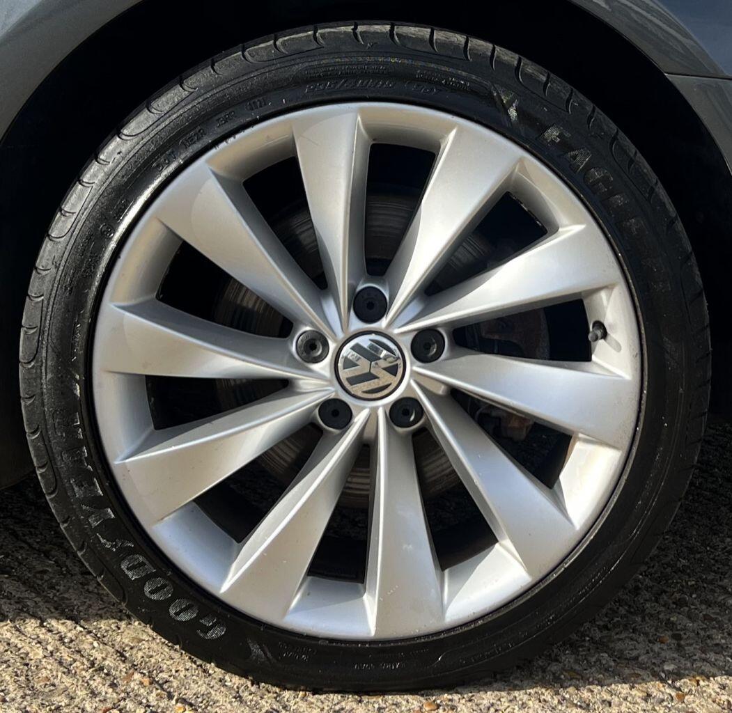 Volkswagen CC view 13
