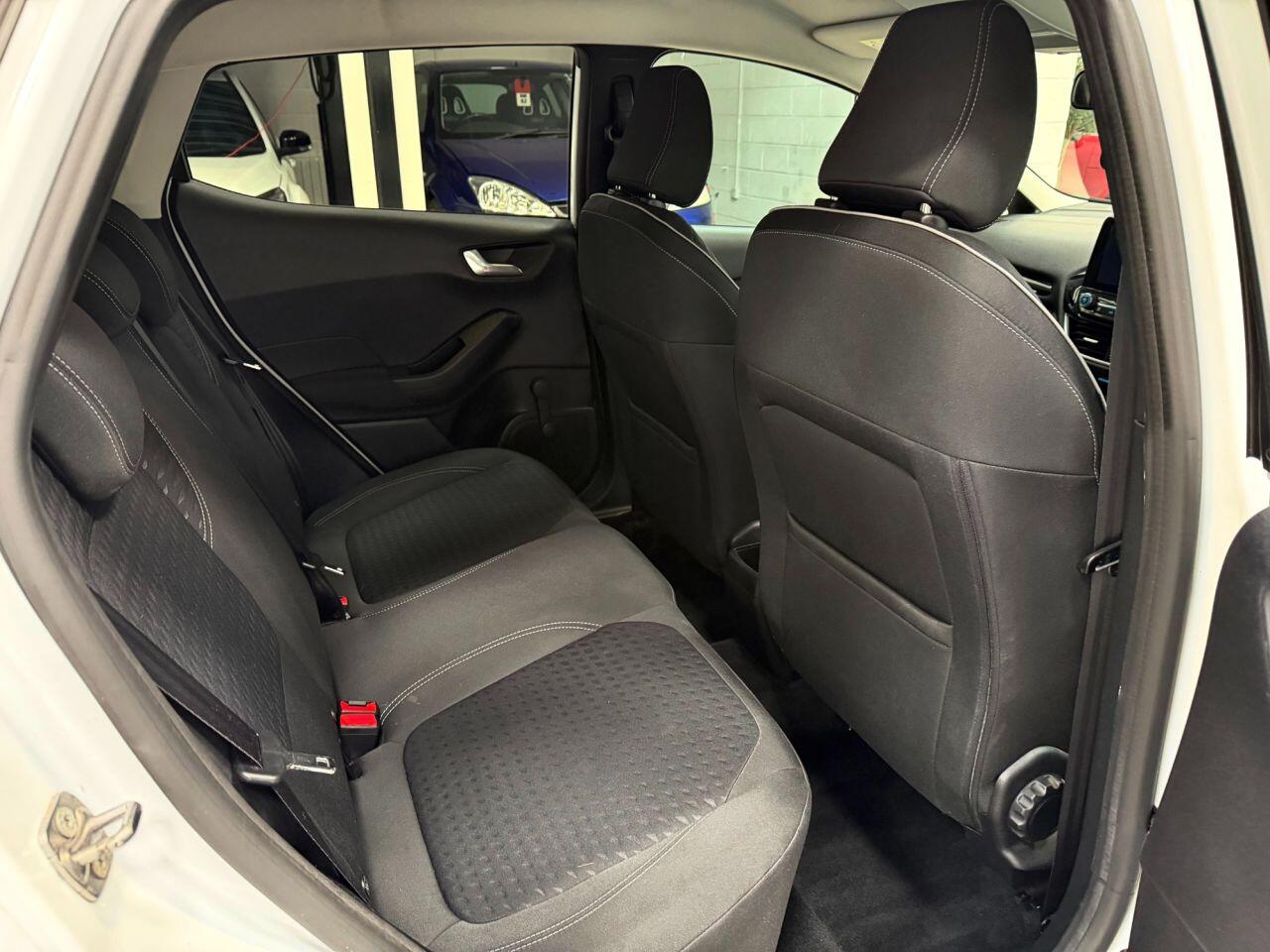 Ford Fiesta view 20