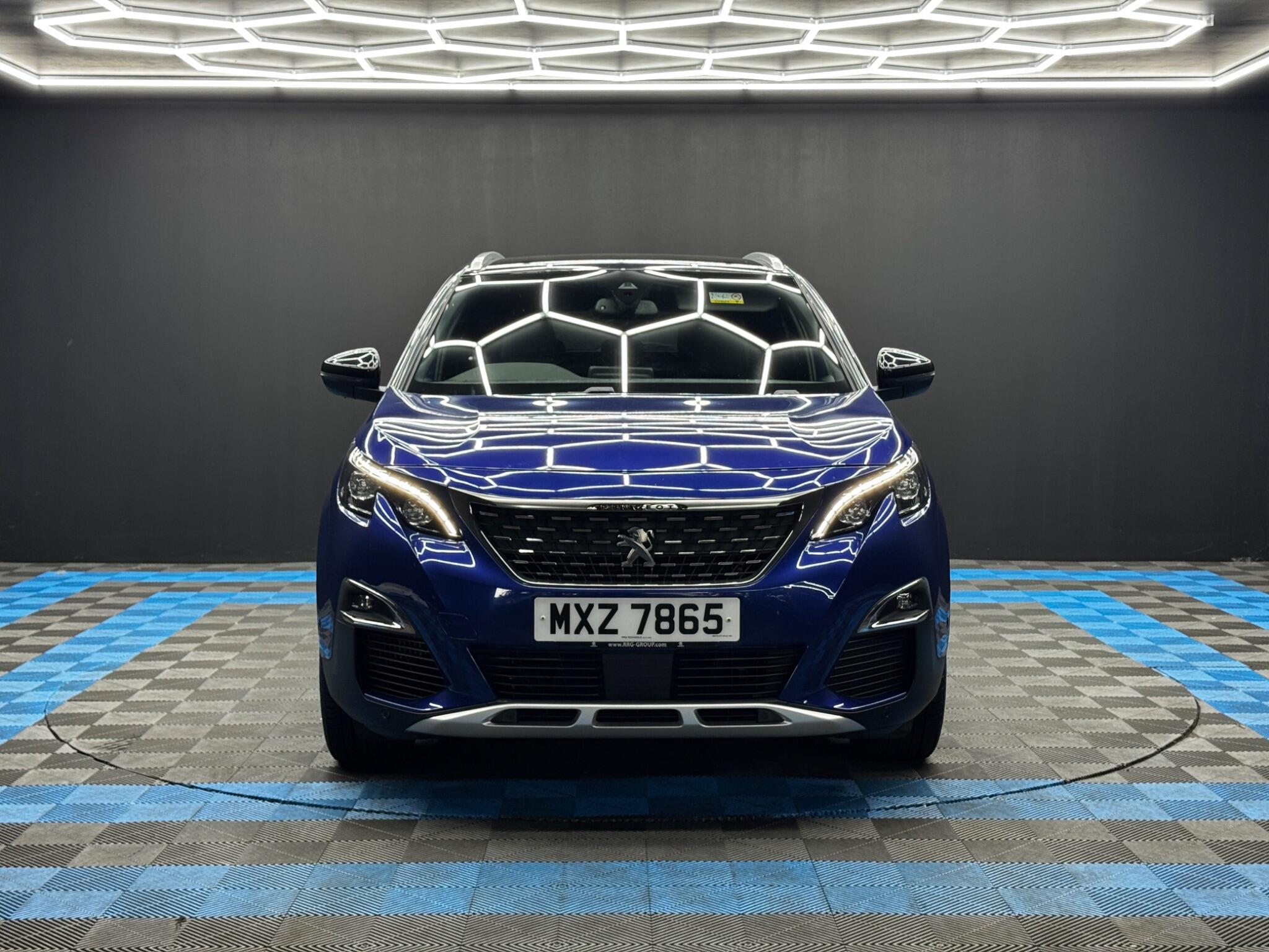 Peugeot 3008 view 2