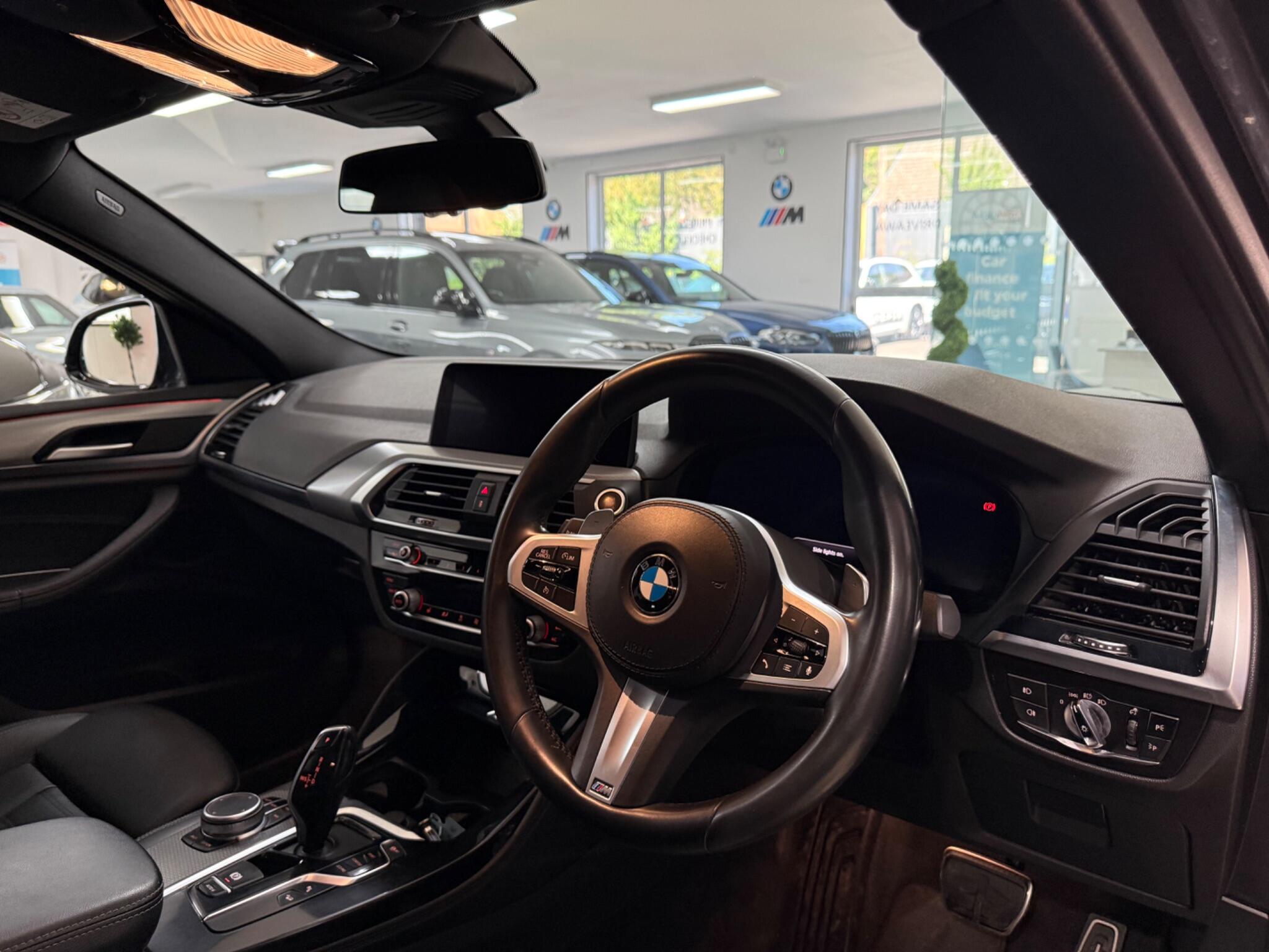BMW X4 view 34