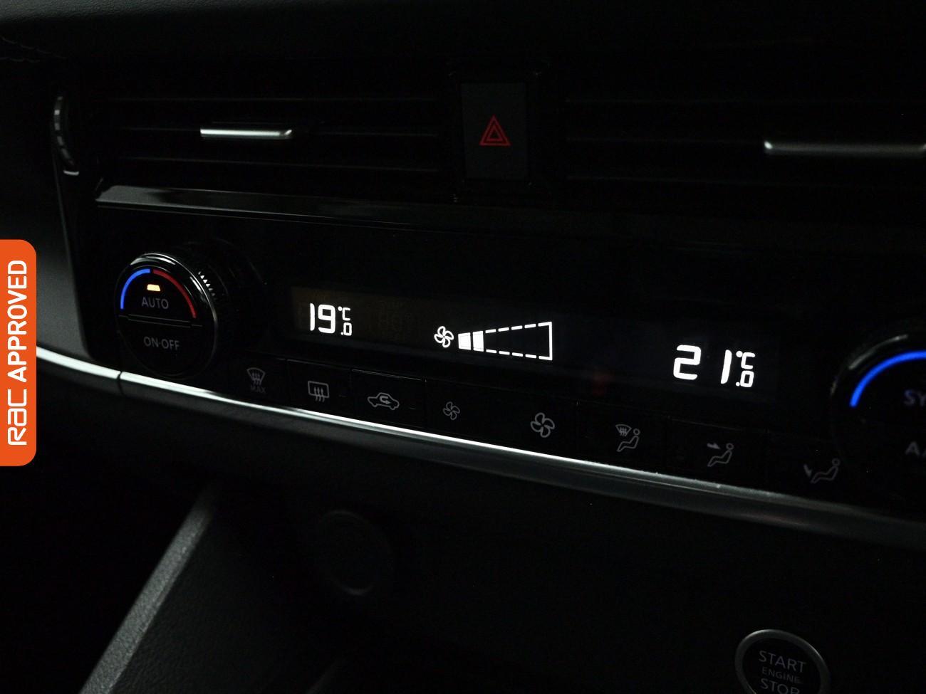 Nissan Qashqai view 18
