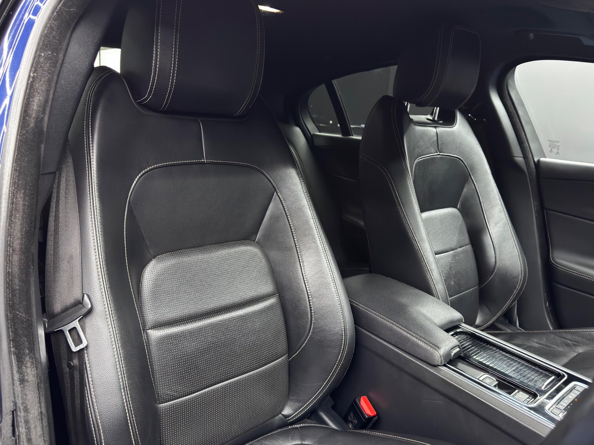 Jaguar XE view 12