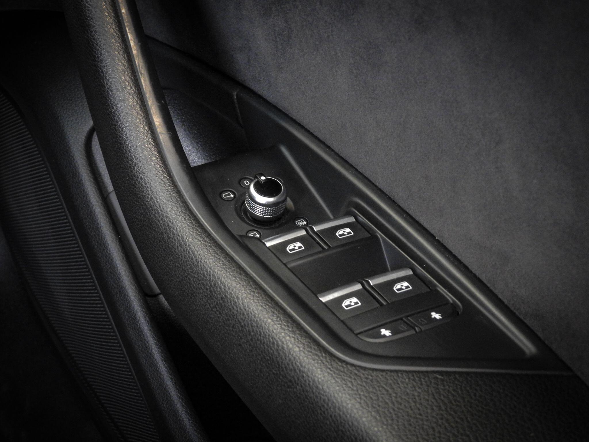 Audi A4 view 29