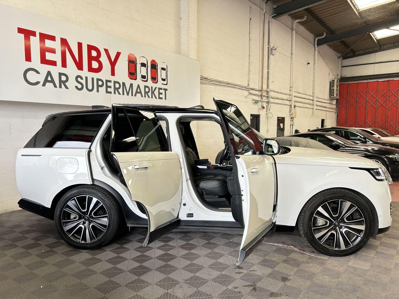 Land Rover Range Rover view 13