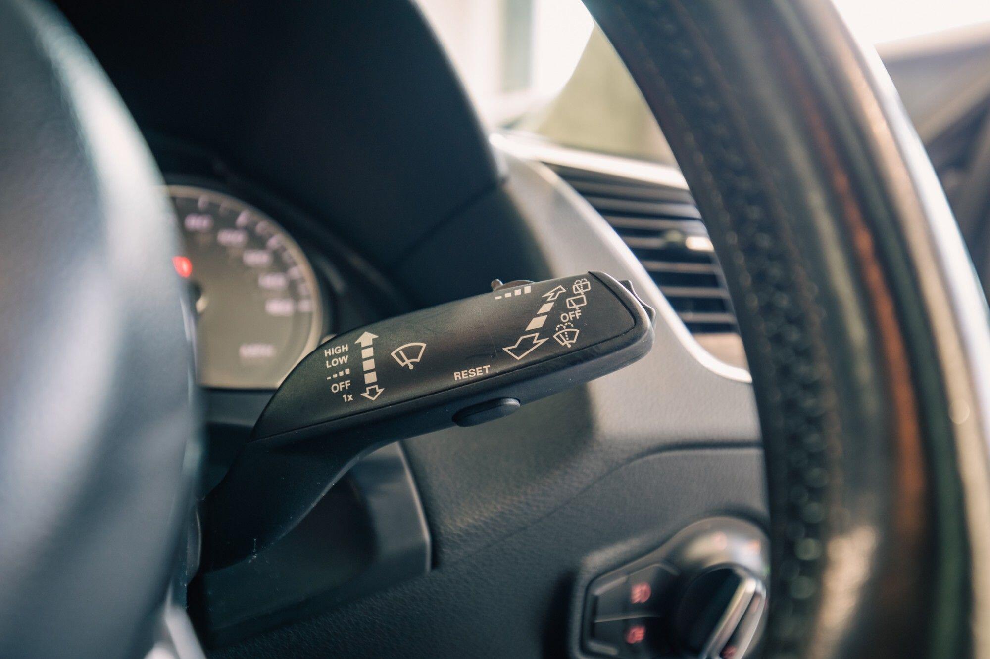 Audi SQ5 view 17