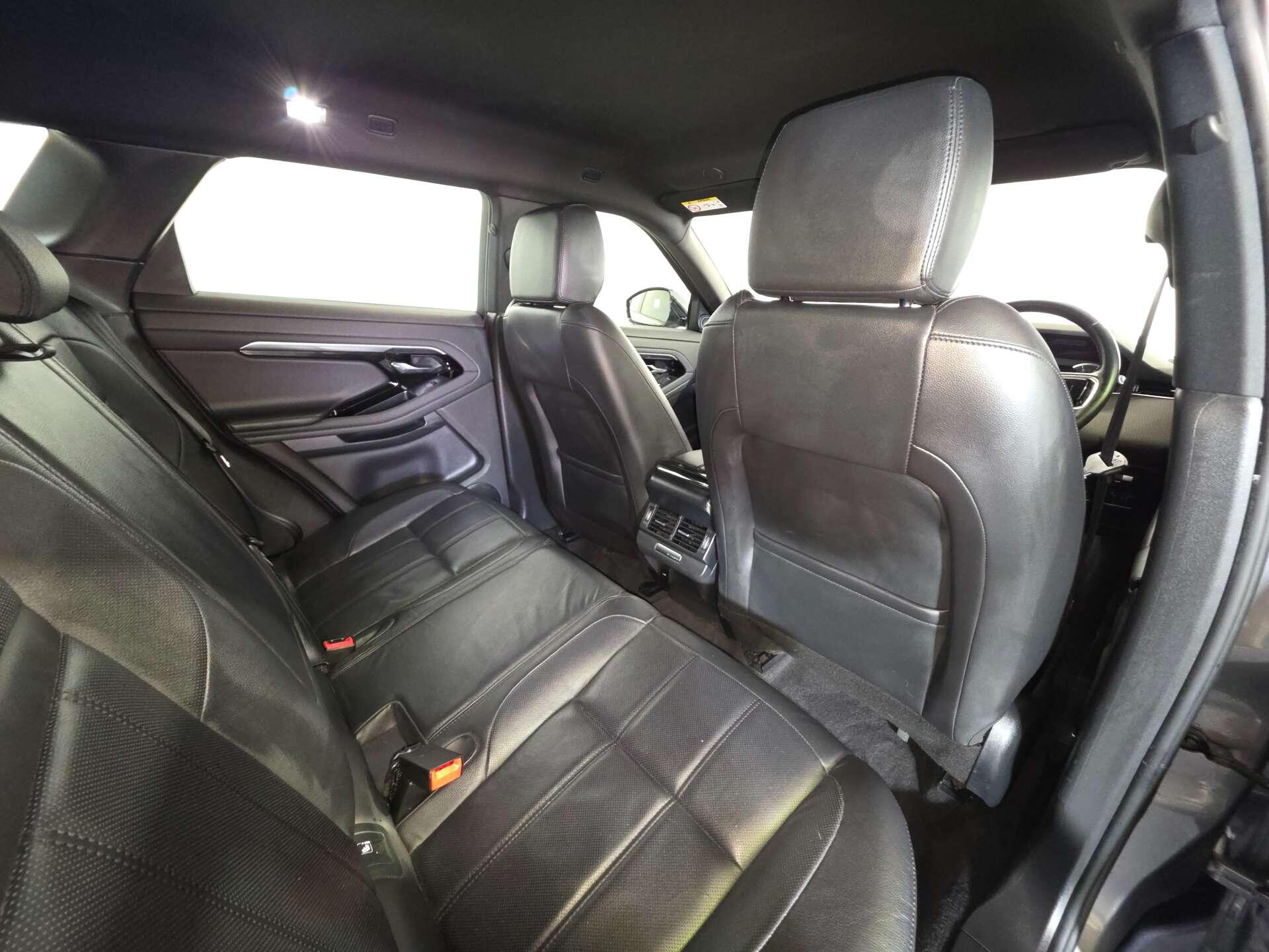 Land Rover Range Rover Evoque view 41