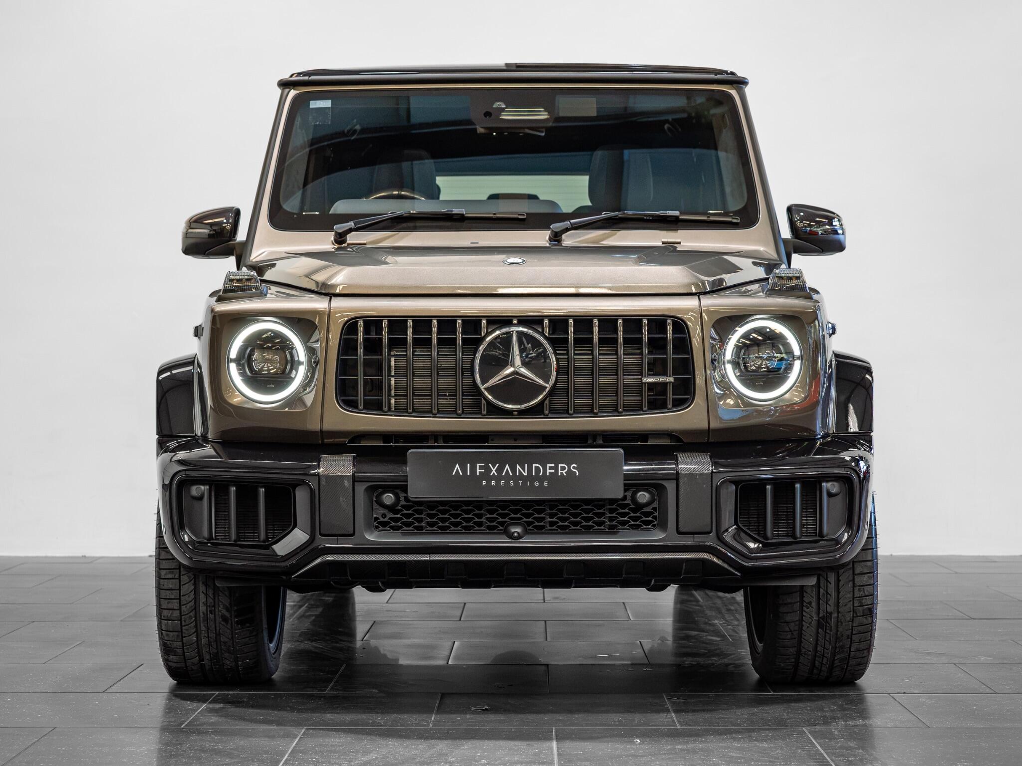 Mercedes-Benz G-Class view 9