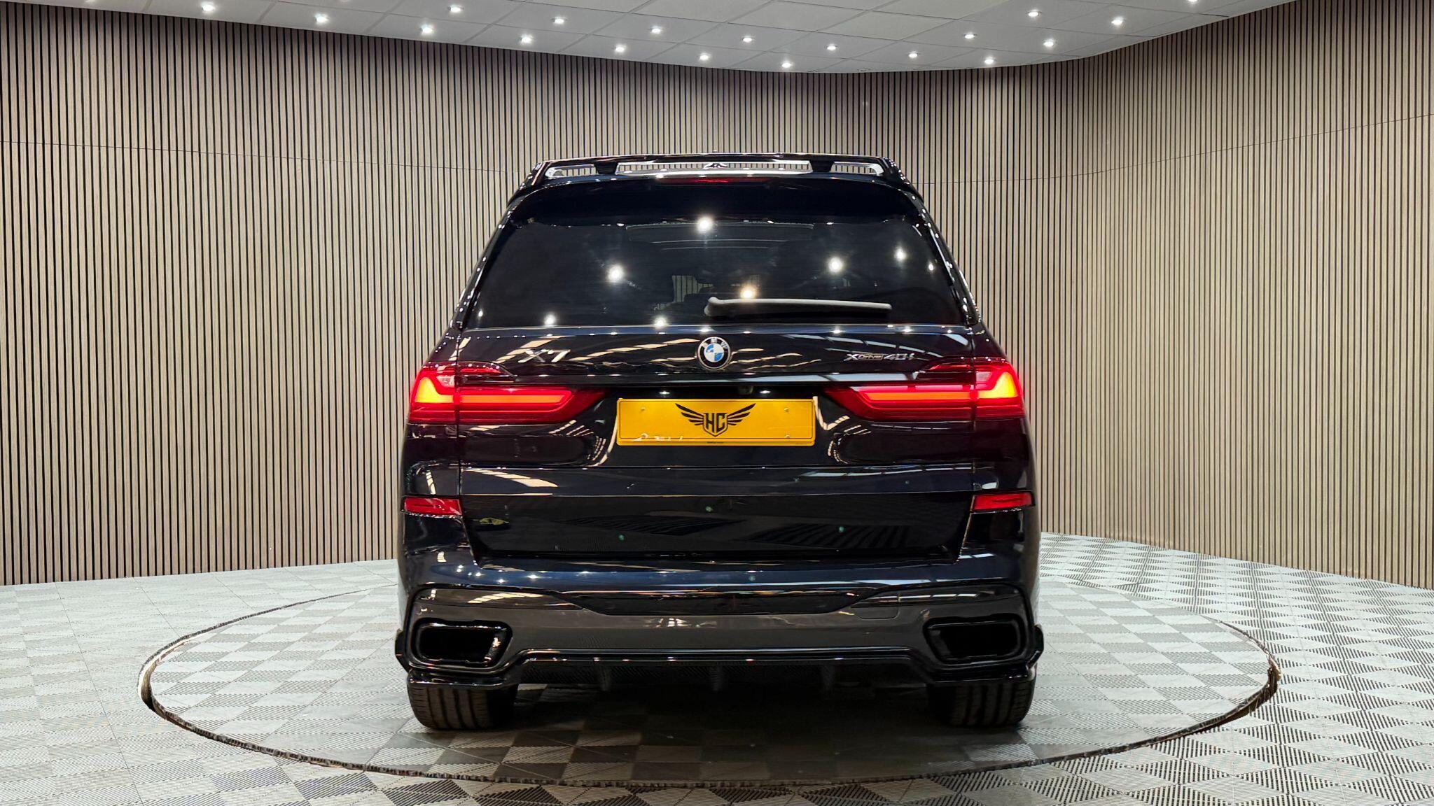 BMW X7 view 50