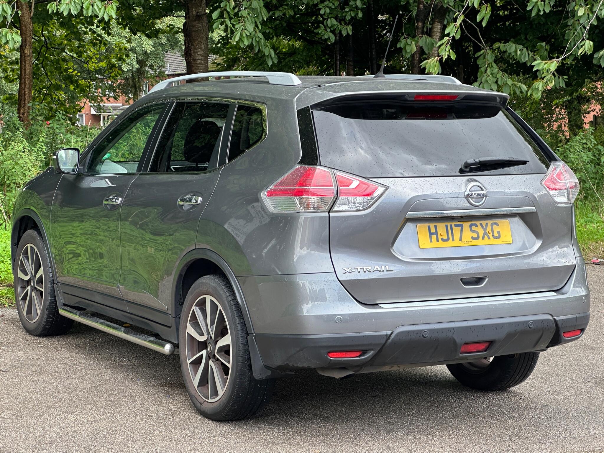 Nissan X-Trail view 7