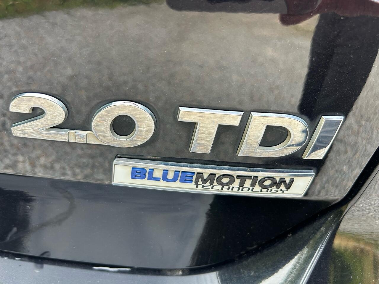Volkswagen Golf view 13
