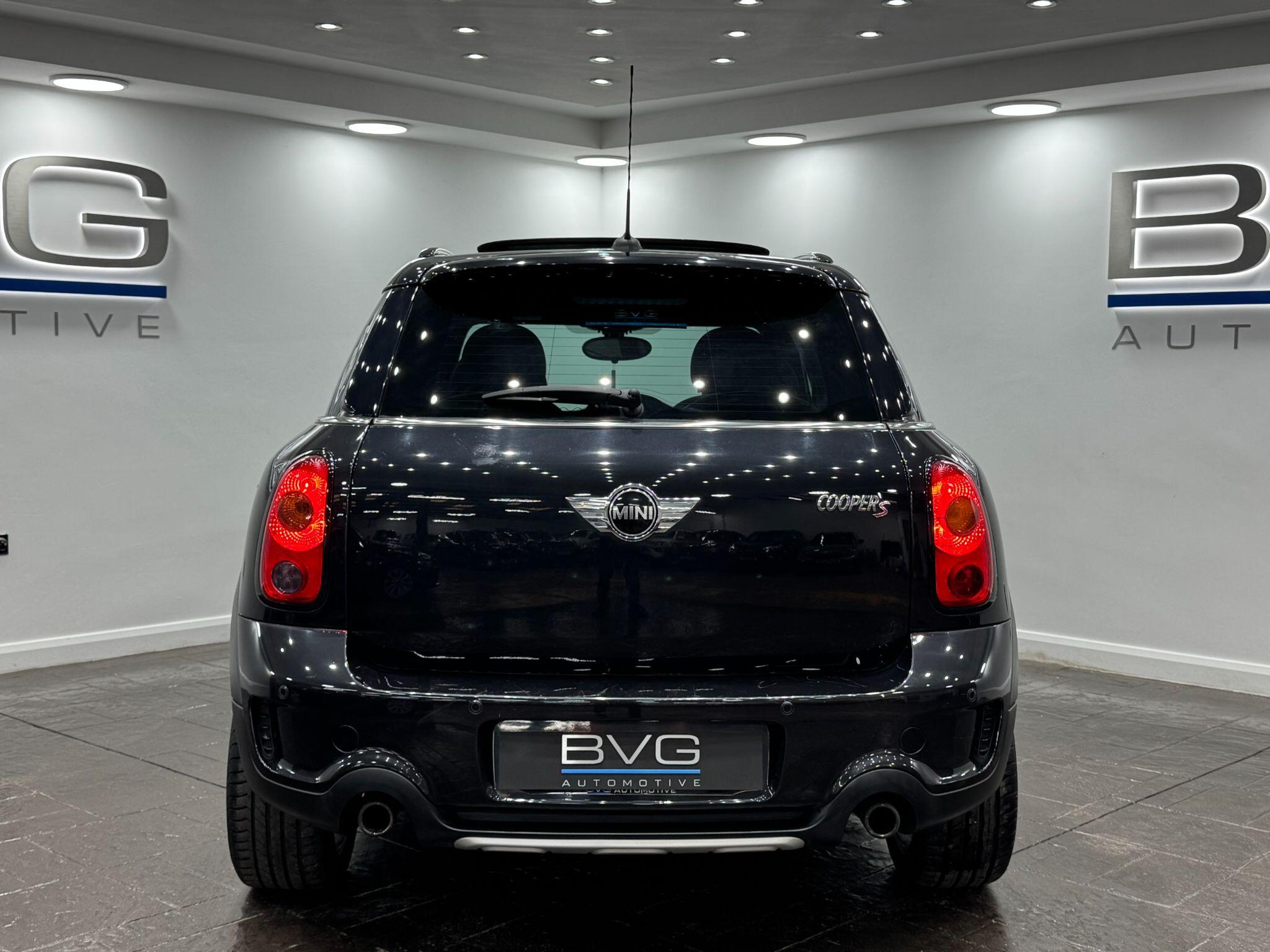 MINI Countryman view 18
