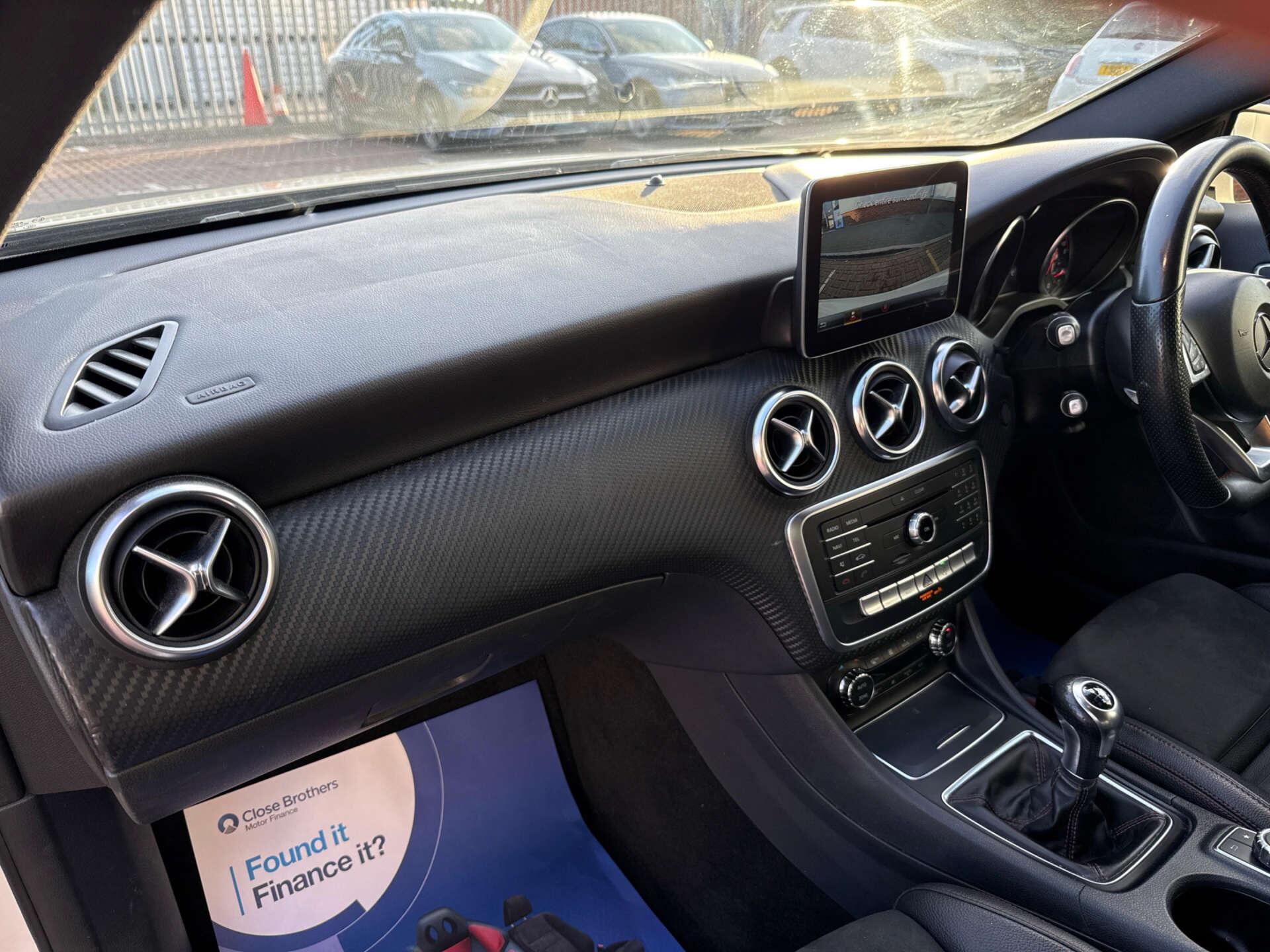 Mercedes-Benz A Class view 37