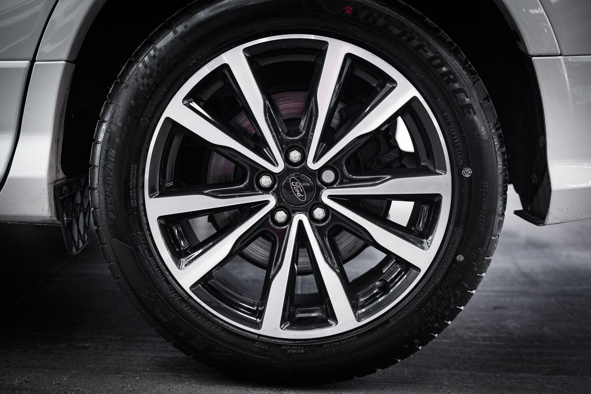 Ford Kuga view 28