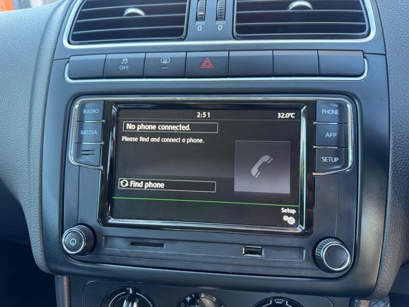 Volkswagen Polo view 19