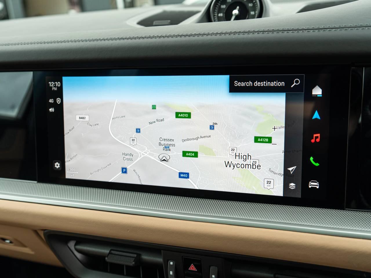Porsche Cayenne view 31