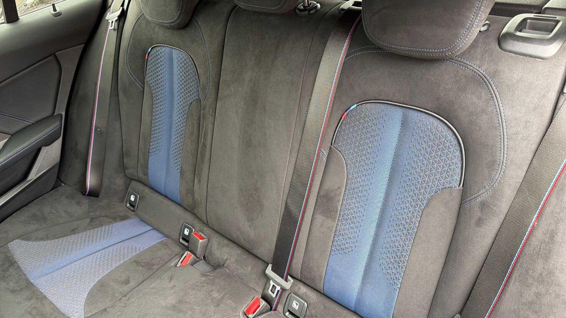 BMW 1 Series view 12