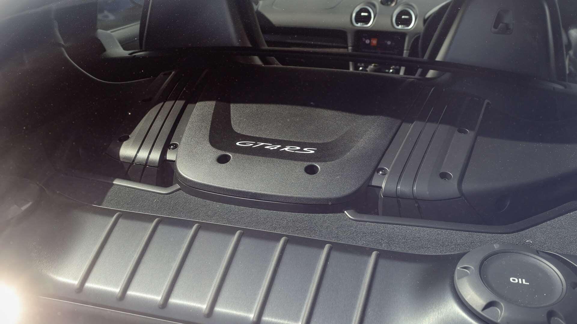 Porsche Cayman view 22