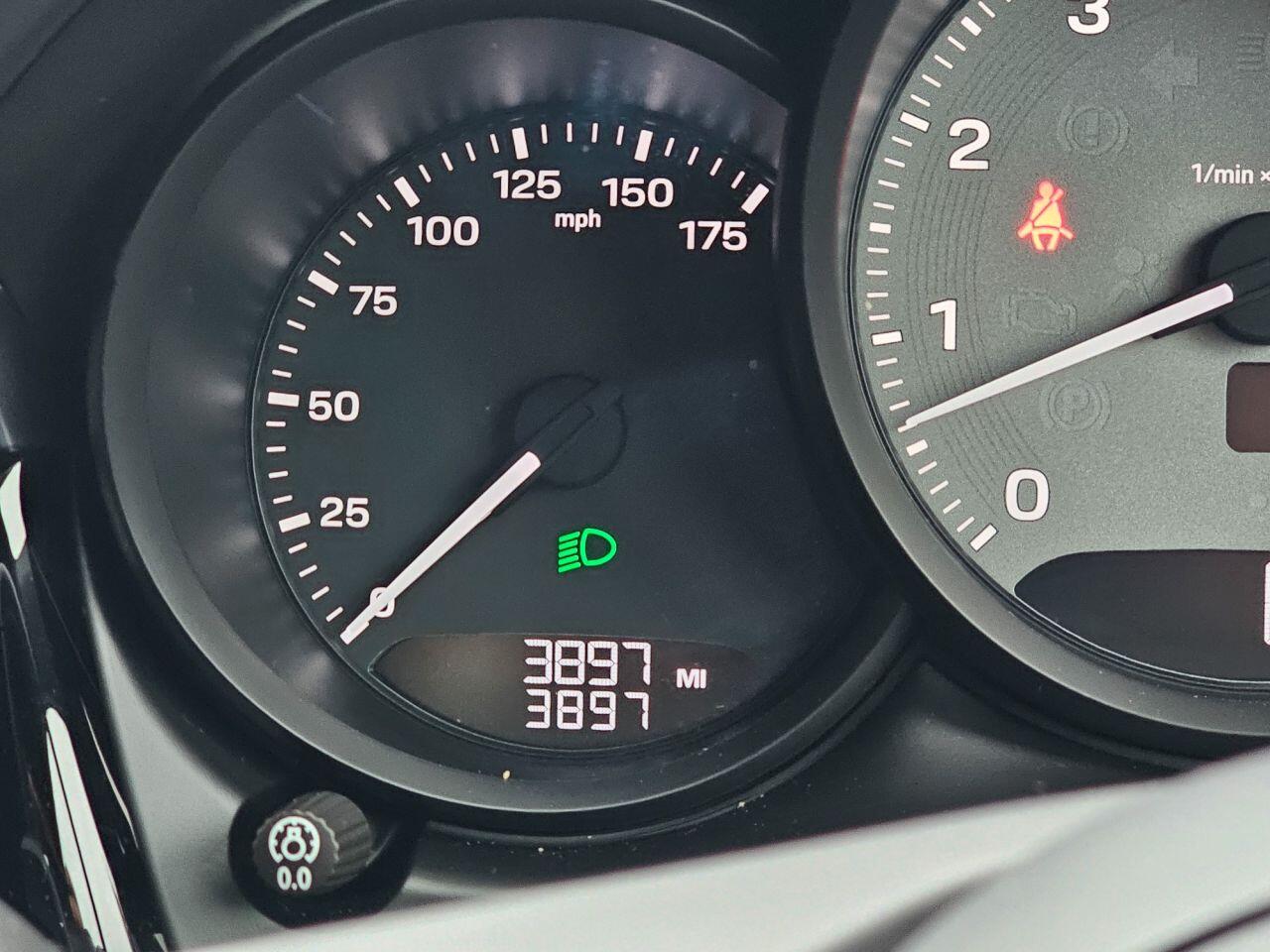 Porsche Macan view 22