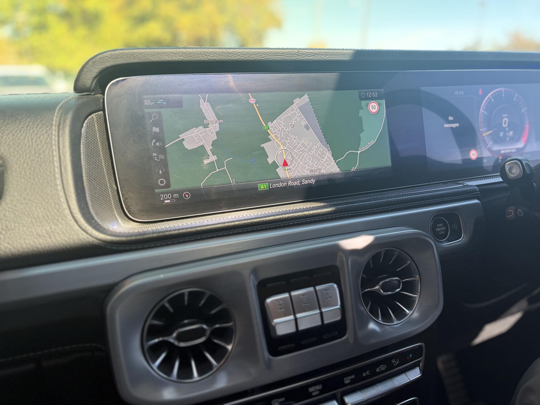 Mercedes-Benz G Class view 25