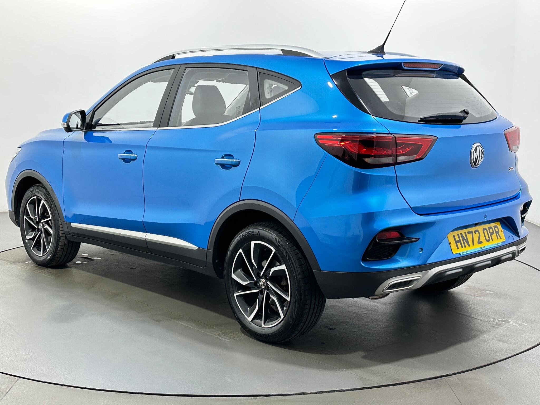 MG ZS view 6