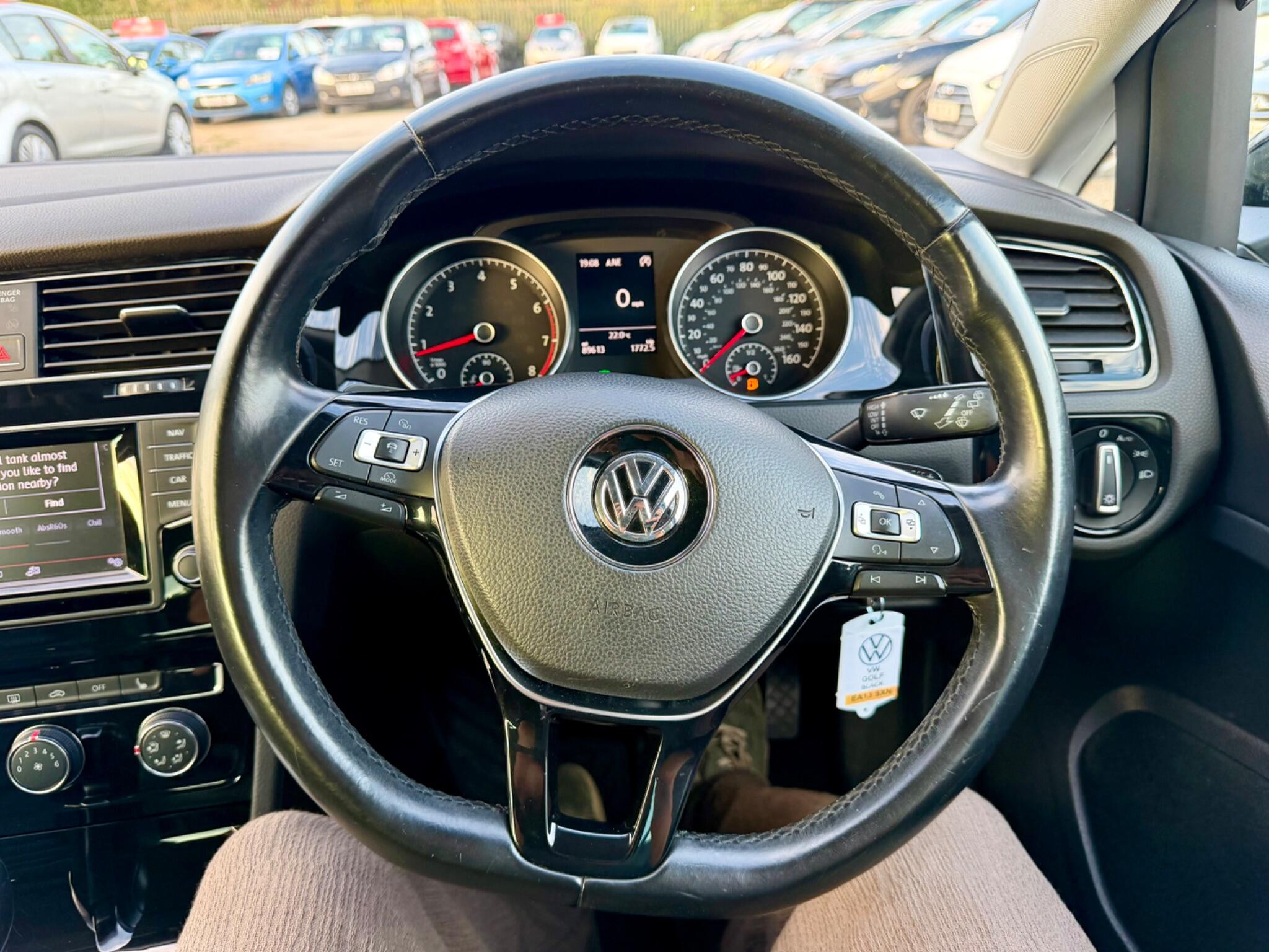 Volkswagen Golf view 55