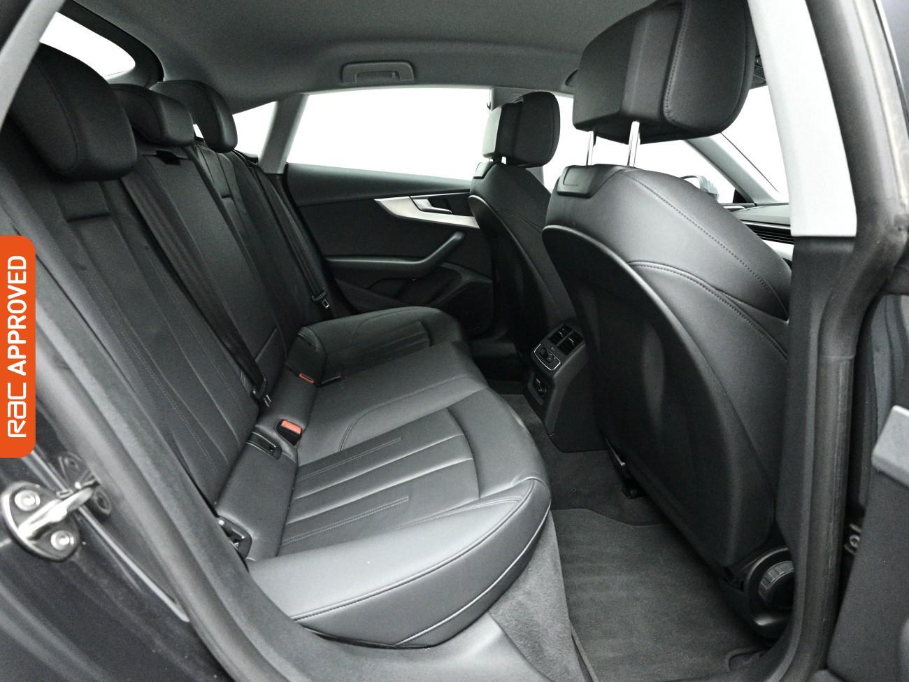 Audi A5 view 13