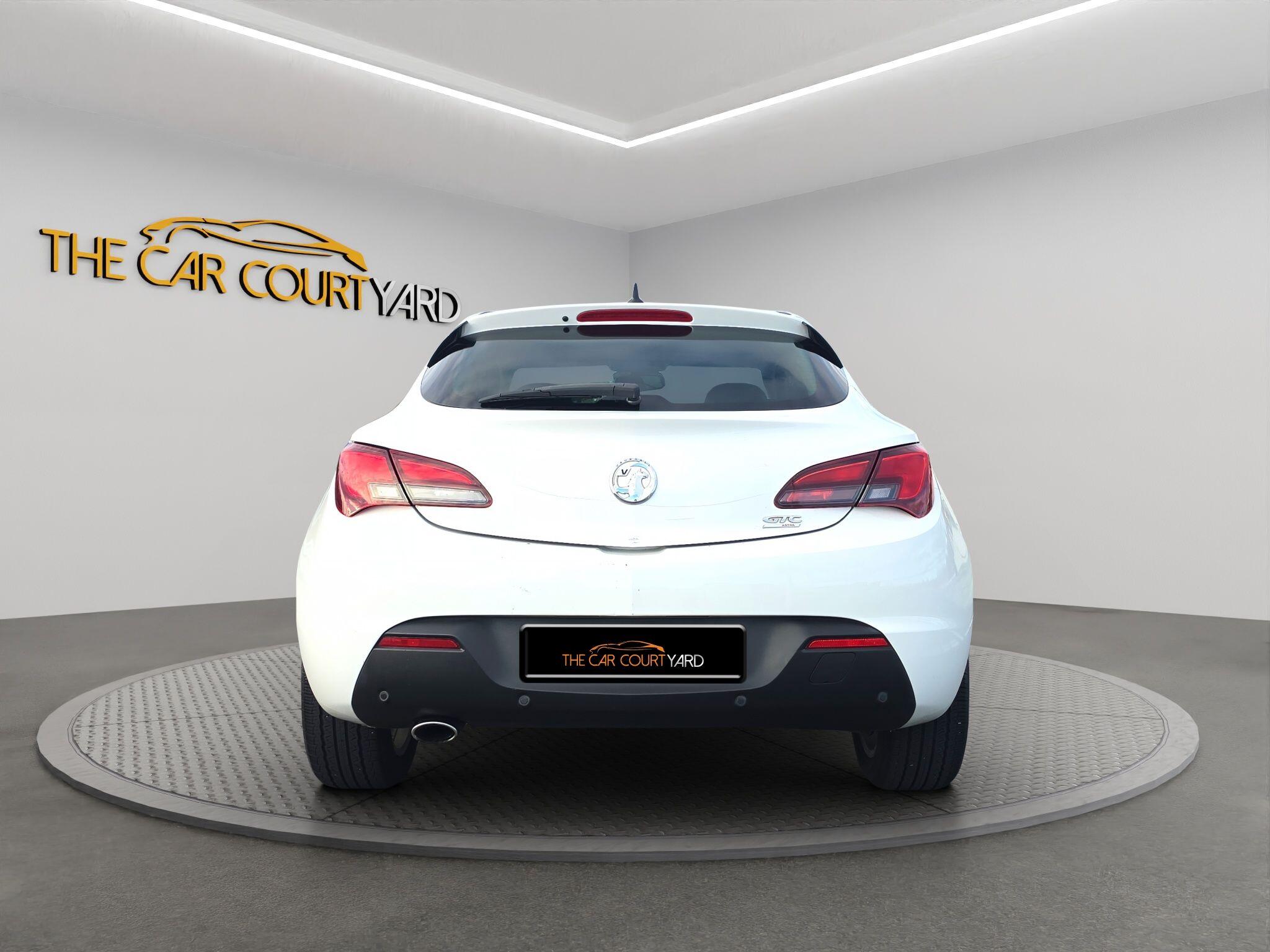 Vauxhall Astra GTC view 6