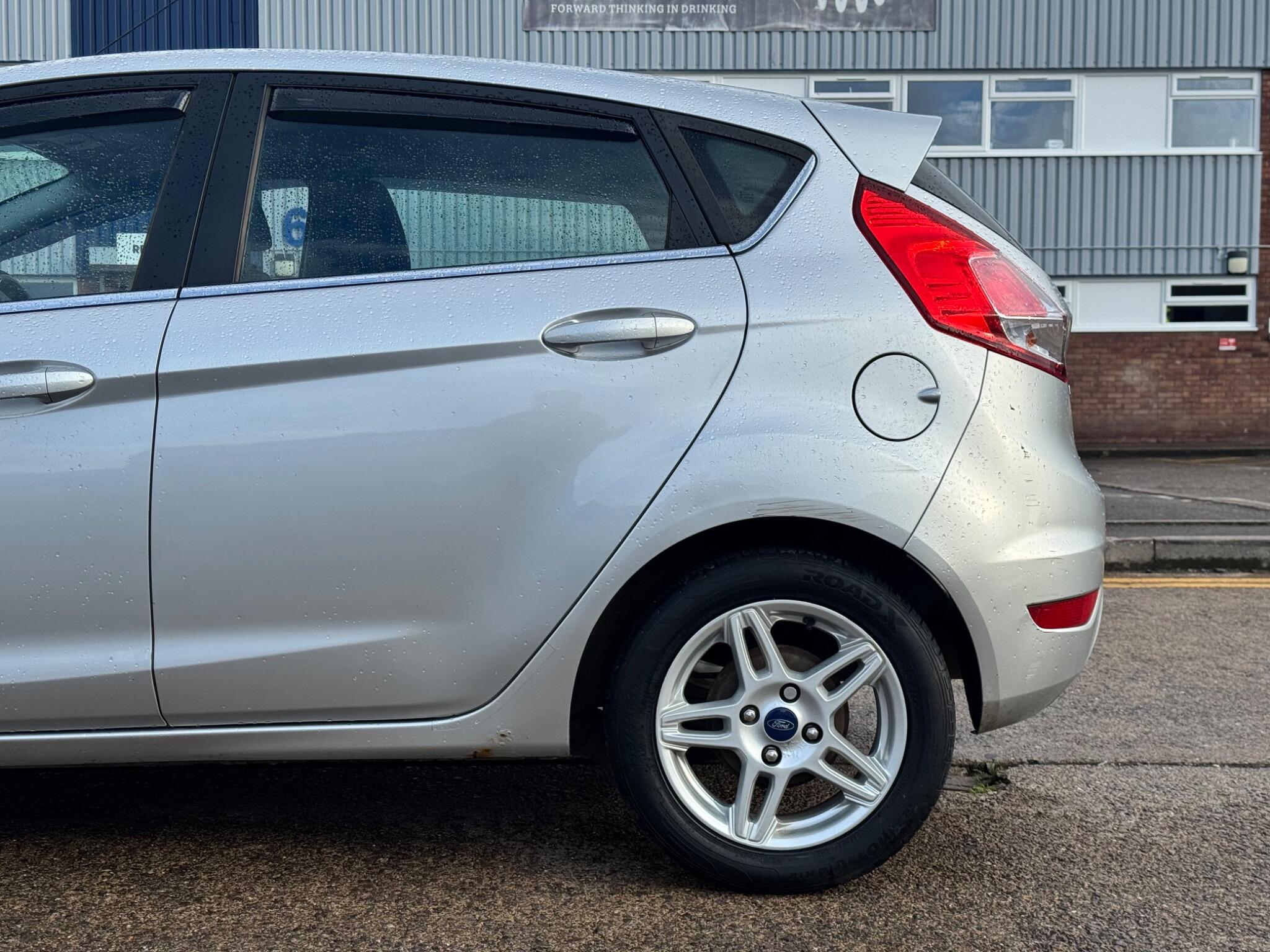 Ford Fiesta view 11
