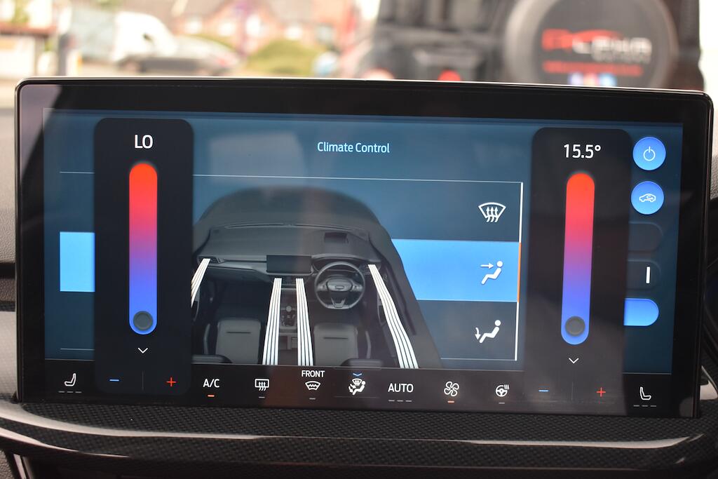 Ford Focus view 65