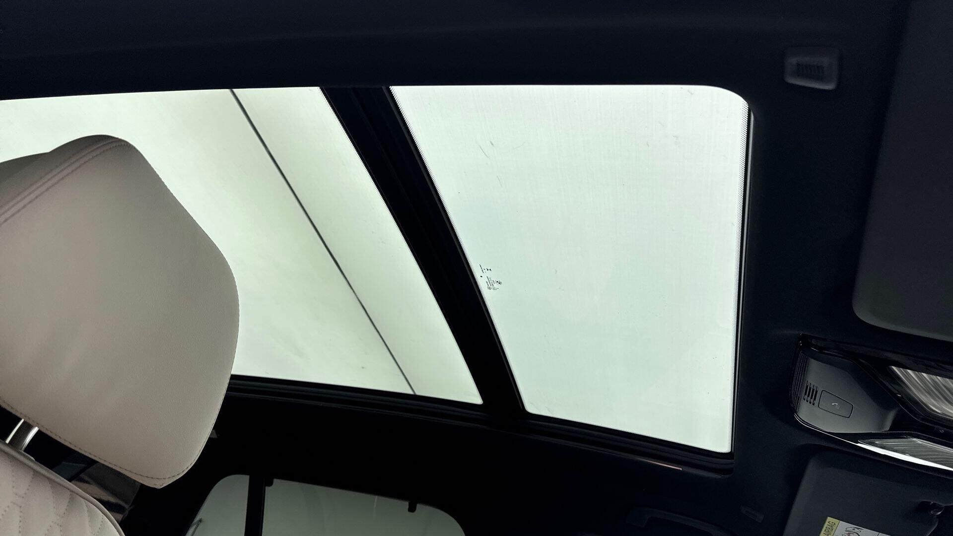BMW X5 view 22