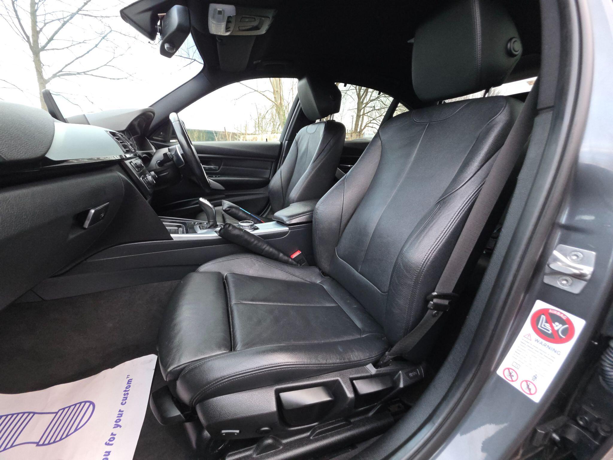2013 BMW 3 Series image 82
