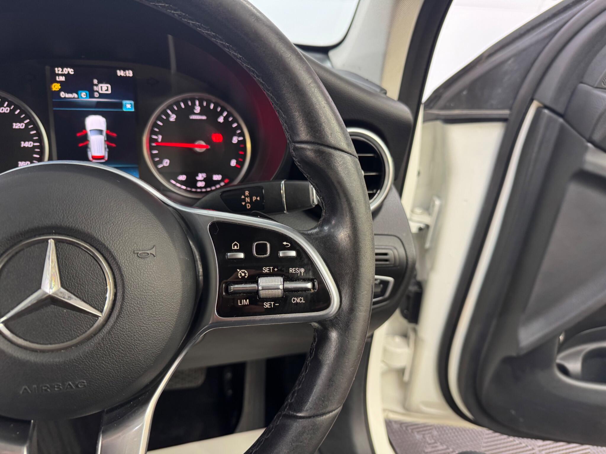 Mercedes-Benz GLC view 41