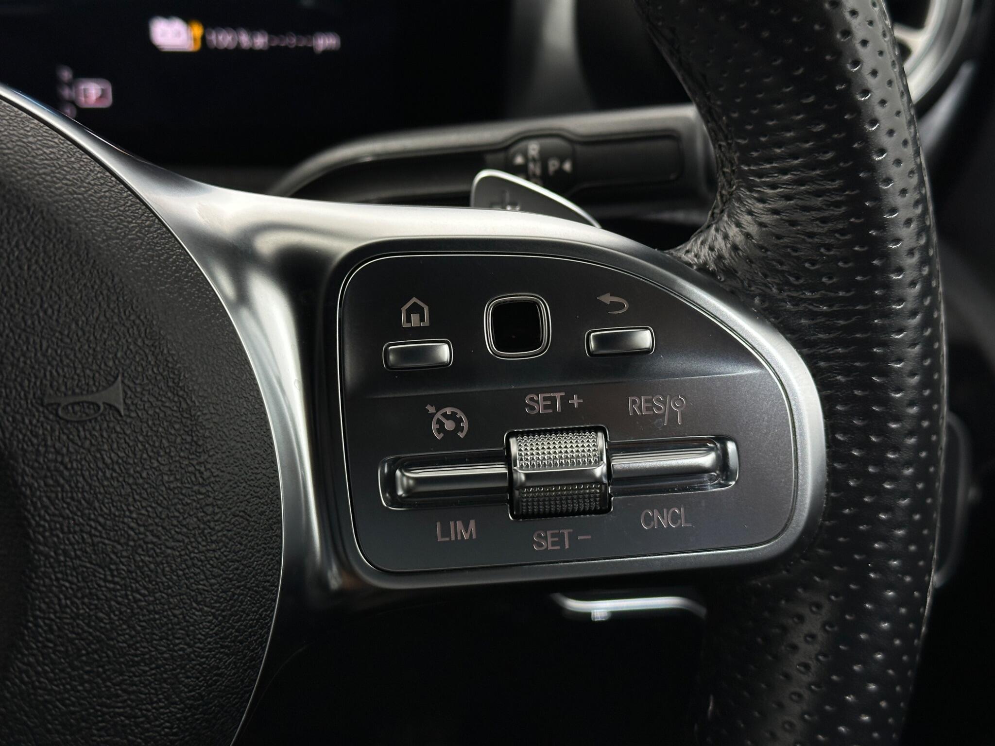 Mercedes-Benz Cla view 16