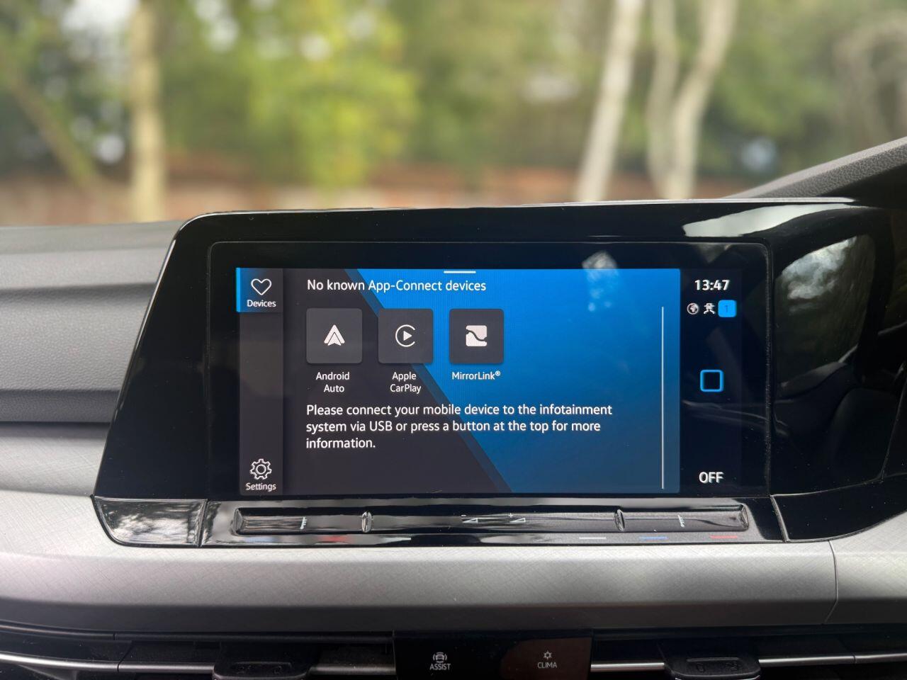 Volkswagen Golf view 19