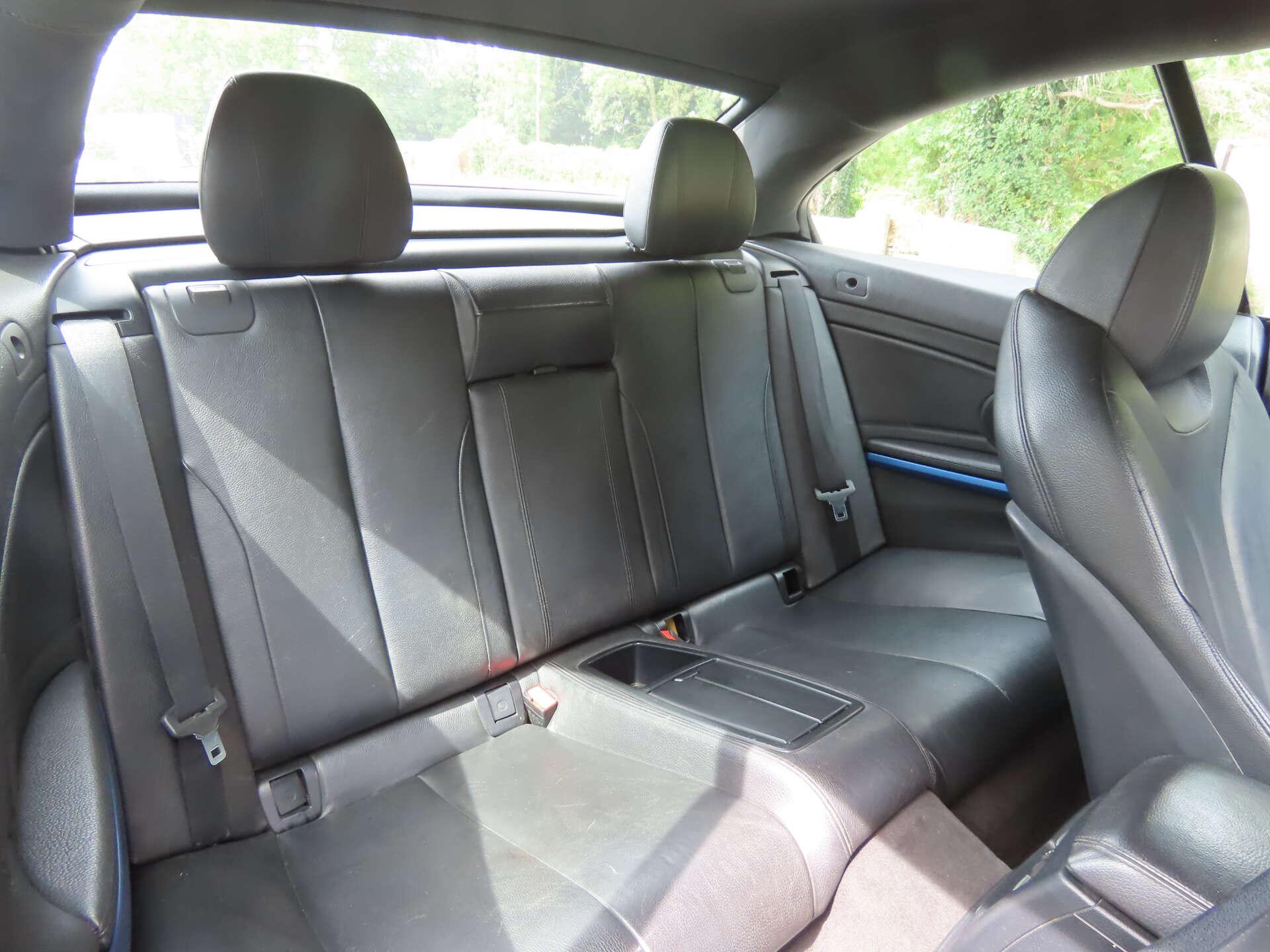 BMW 4 Series view 11